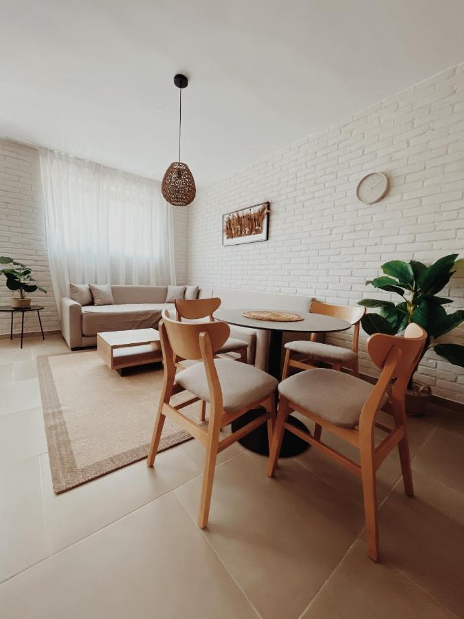 Nereus Luxury Apartament Wlora